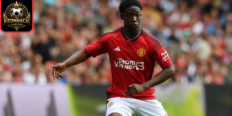 Kobbie Mainoo – viên ngọc thô quý giá của Old Trafford