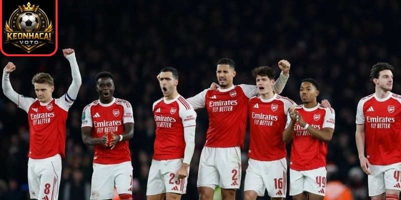 Áp lực cuối mùa và bài học cho Arsenal, Man City