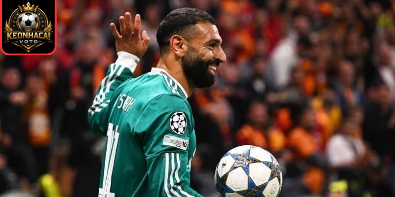 Salah lột xác trong hiệp hai, Liverpool bùng nổ 4 bàn