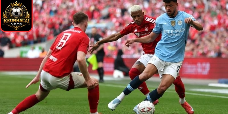 Ba tình huống penalty gây tranh cãi khiến Man City bức xúc