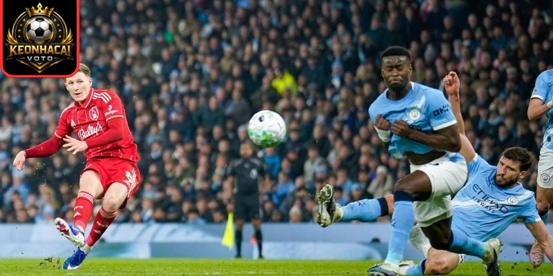 Bàn gỡ hòa của Nottingham Forest tiếp tục gây tranh cãi